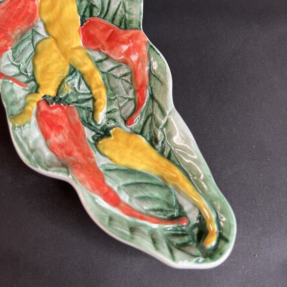 Vintage Majolica Chili Pepper Spoon Rest Italy Ceramic Style 7724 Kitchen Decor - Picture 4 of 7